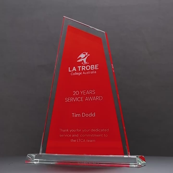 Altra Peak Glass Red Trophy