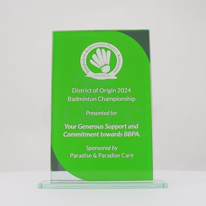 Synthesis Glass Green Trophy