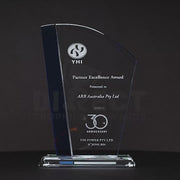 Edgeture Curve Glass Trophy