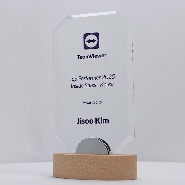 Sarno Glass Wood Colour Trophy
