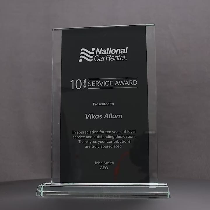 Altra Classic Glass Black Trophy