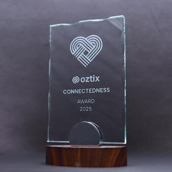 Lucent Glass Classic Trophy