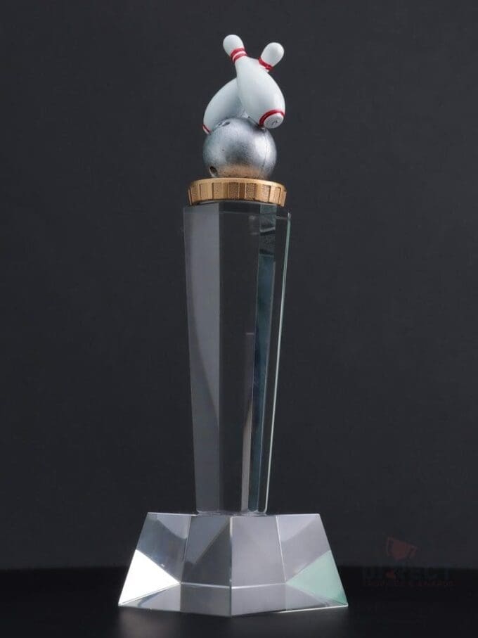 Tenpin Pedestal Trophy - Image 2