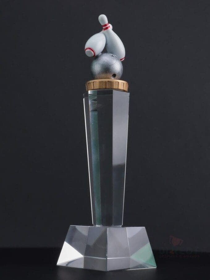 Tenpin Pedestal Trophy - Image 8