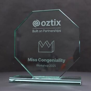 Broad Octagon Jade Glass Trophy